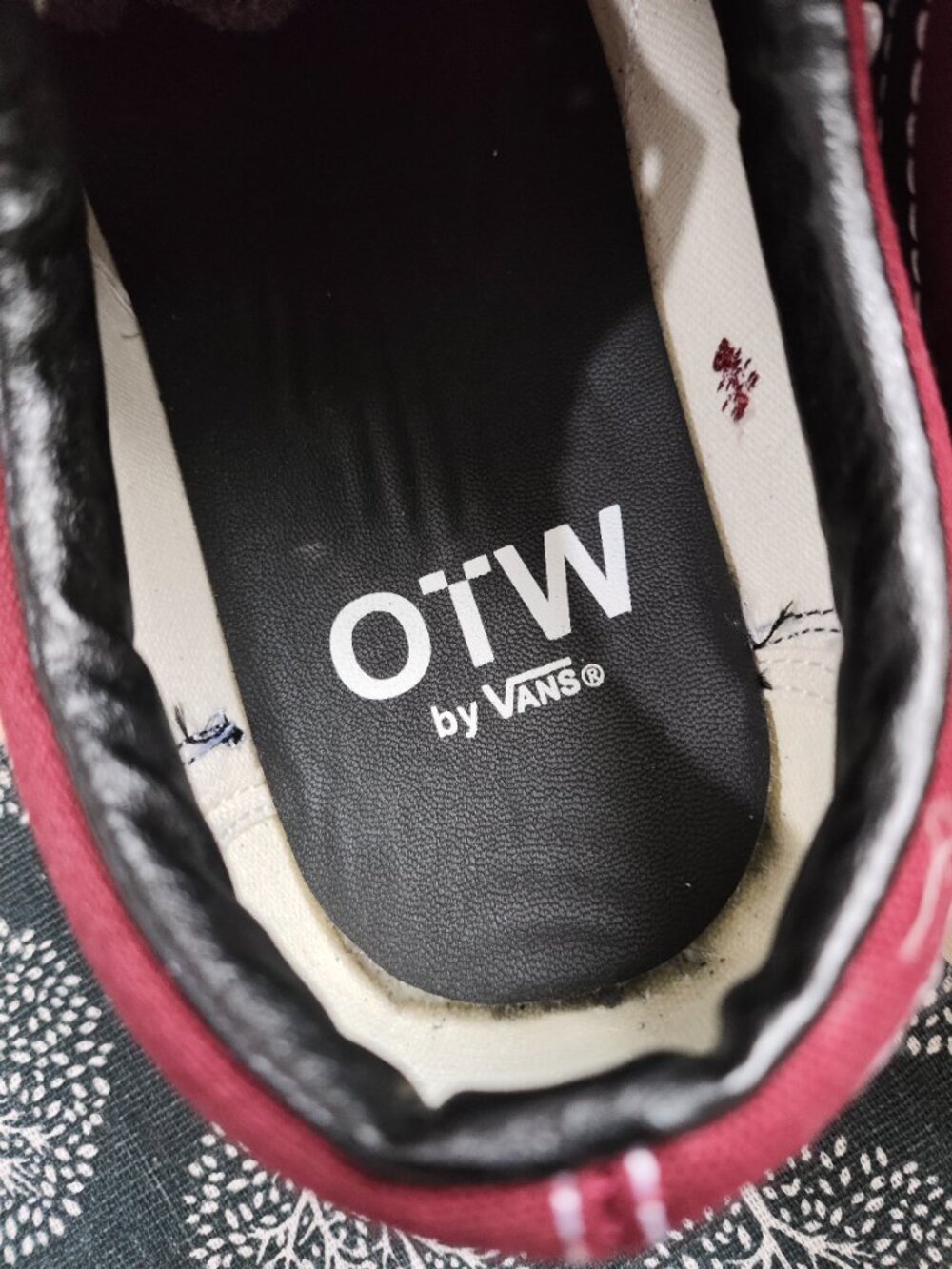 Vans OTW × Satoshi Nakamoto Collaboration Low-Top Skate Shoes - Picture 6 of 7